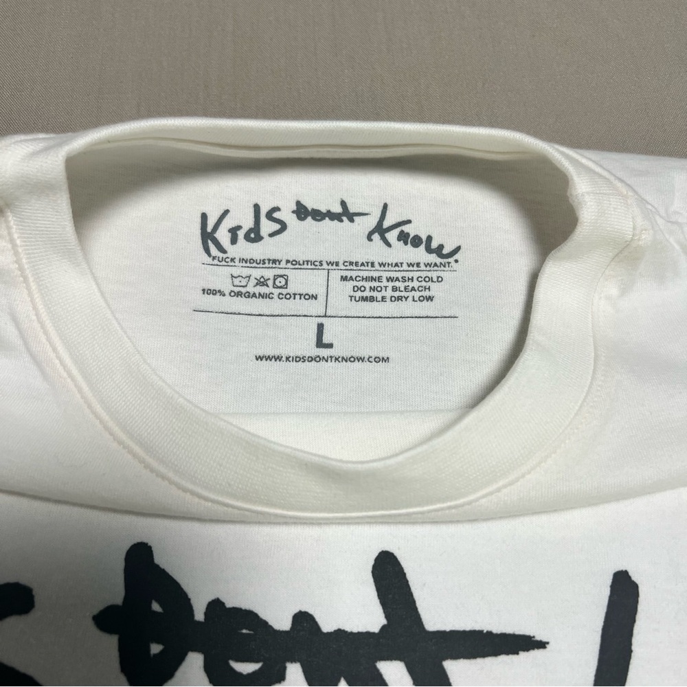 Kids Dont Know Graphic Logo T-Shirt White Organic Cotton Men’s Size Large - Picture 8 of 9